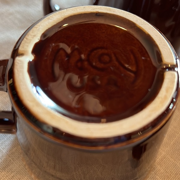 Vintage McCoy Pottery Brown Drip Glaze Mugs - Set of 4 - Picture 7 of 8